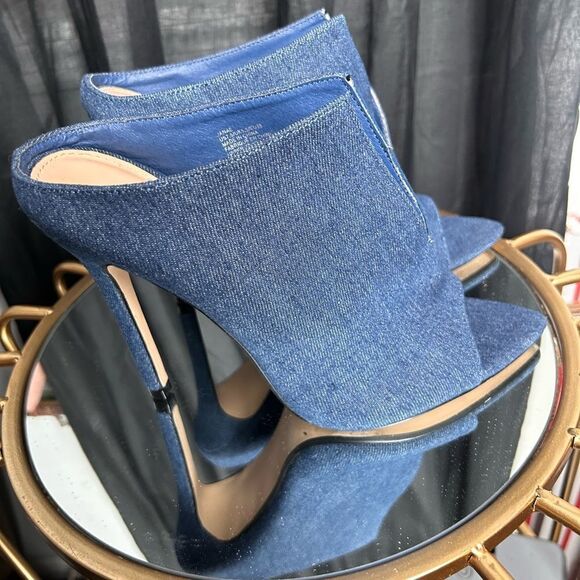 Shoe Dazzle Denim Blue Heels - Picture 5 of 6